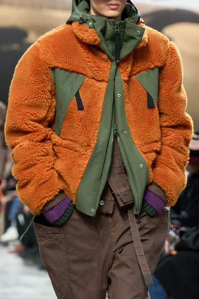 Look 61